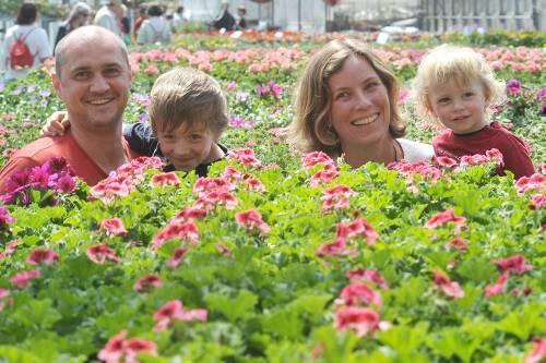 Familie Bicker hatte Spaß zwischen tausenden von Blumen.