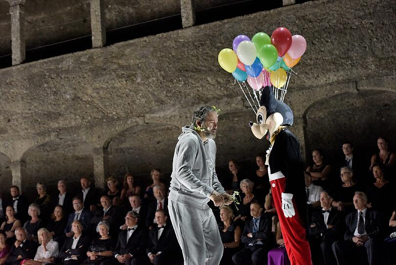 Aribert Reimanns "Lear" in der Felsenreitschule.
