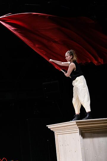"Die rote Republik" im Akademietheater der Bayerischen Theaterakademie.