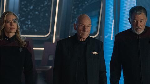 Jeri Ryan, Patrick Stewart und Jonathan Frakes (v.l.n.r.) in Staffel drei von "Star Trek: Picard".