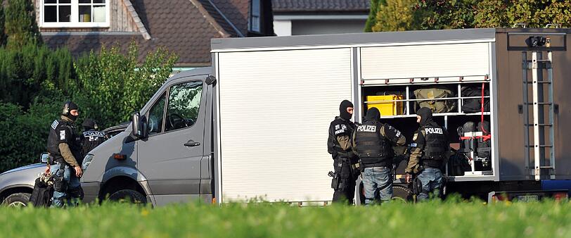 Weitere Bilder vom dramatischen SEK-Einsatz!