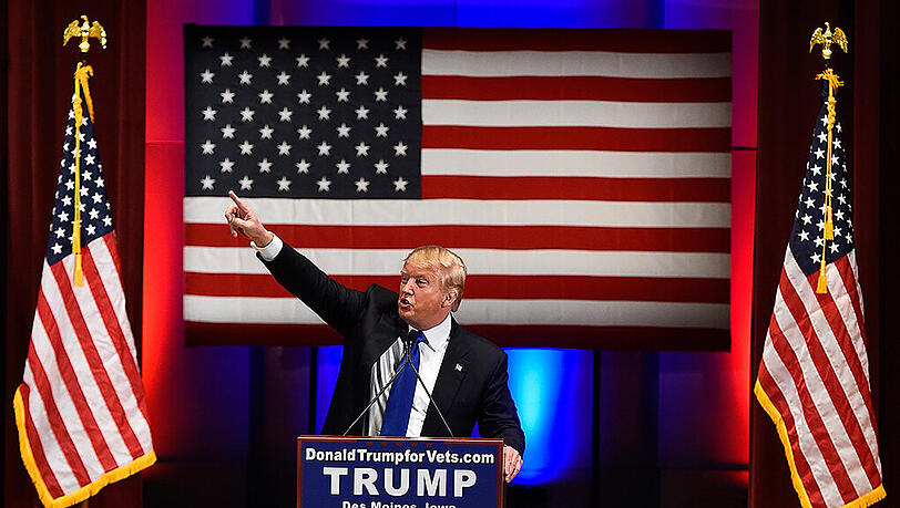 Auf der Gegenveranstaltng der FOX-News-Debatte: Donald Trump wie er leibt und lebt. Auf der Gegenveranstaltng der FOX-News-Debatte: Donald Trump wie er leibt und lebt.
