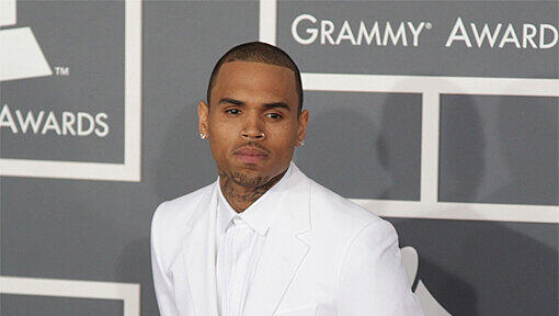 Management rät Chris Brown in Therapie zu bleiben. Management rät Chris Brown in Therapie zu bleiben.