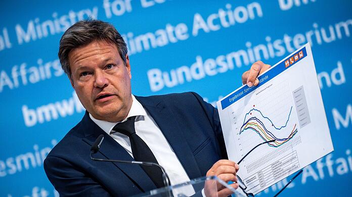 Wirtschaftsminister Robert Habeck. In Sachen Gasversorgung will die Bundesregierung Deutschland in eine Art Alarmbereitschaft versetzen.