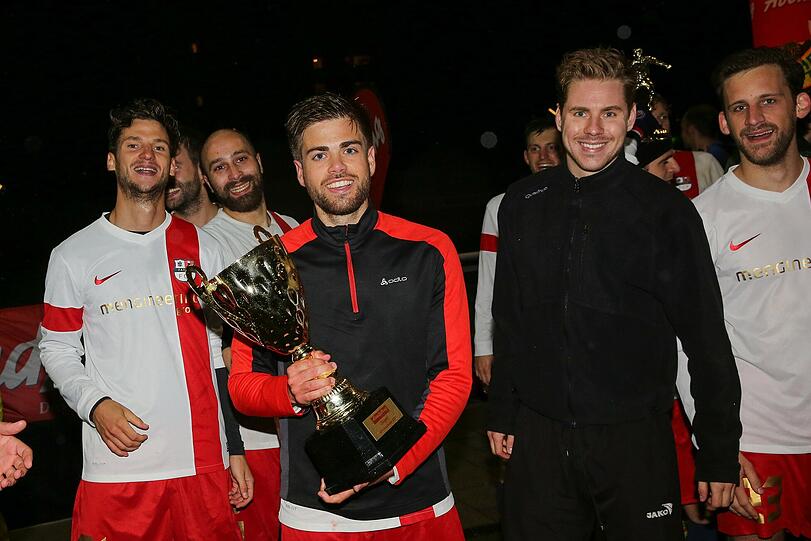 Die Bilder vom Finale der AZ-Freizeitkicker.