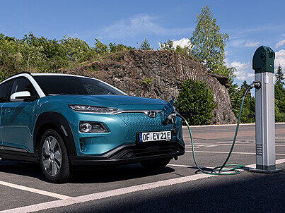 An der Schnellladestation ist die Kona-Batterie in einer Stunde voll