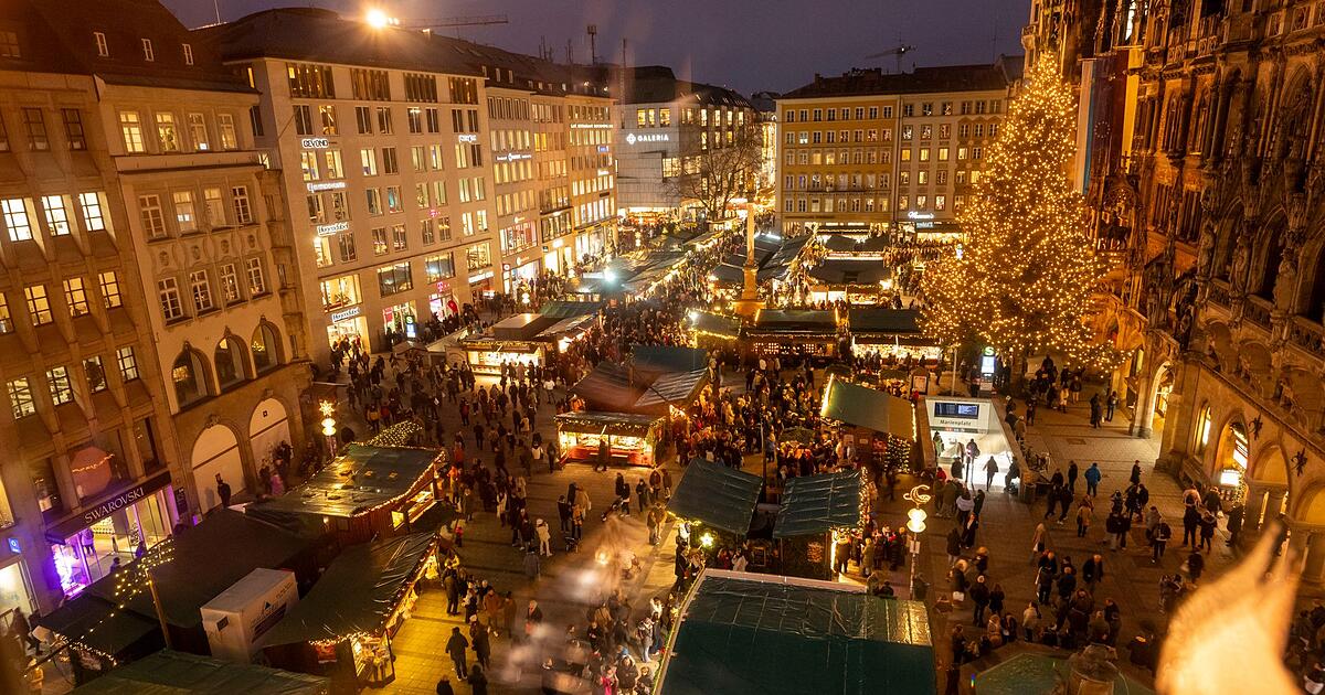 Drohne-fliegt-ber-M-nchner-Christkindlmarkt