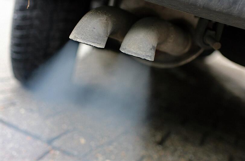 Die von VW zunächst auf zwei Milliarden Euro geschätzten Kosten für die CO2-Unregelmäßigkeiten könnten deutlich geringer ausfallen.
