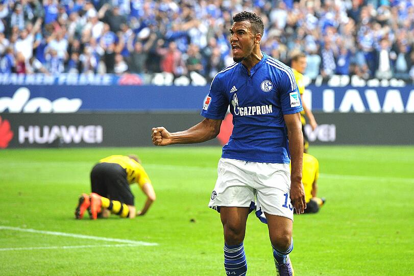Schalke Stürmer Choupo Moting stürzt die Dortmunder in die Krise. Schalke gewinnt das Revierderby mit 2:1