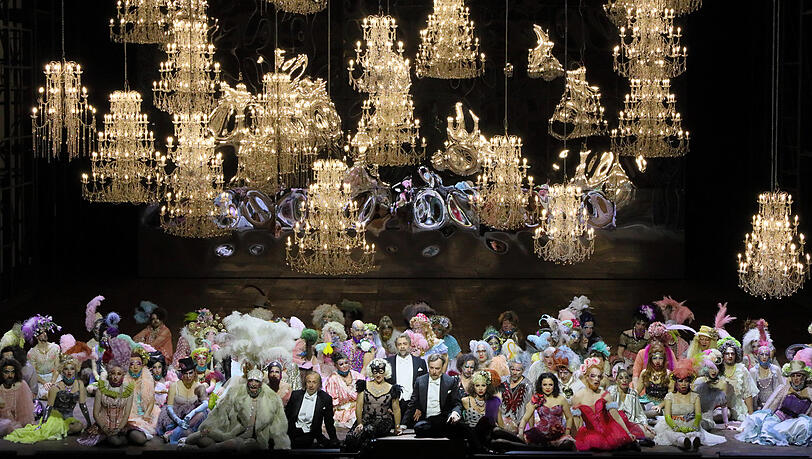 Der Ball im zweiten Akt der "Fledermaus". Der Ball im zweiten Akt der "Fledermaus".