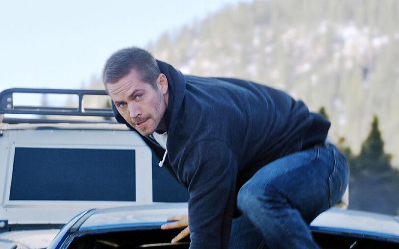 Paul Walker hat seinen letzten Auftritt als Brian O'Conner: Der Schauspieler starb Ende 2013 bei einem Autounfall - während "Fast & Furious 7" noch gedreht wurde. Paul Walker hat seinen letzten Auftritt als Brian O'Conner: Der Schauspieler starb Ende 2013 bei einem Autounfall - während "Fast & Furious 7" noch gedreht wurde.