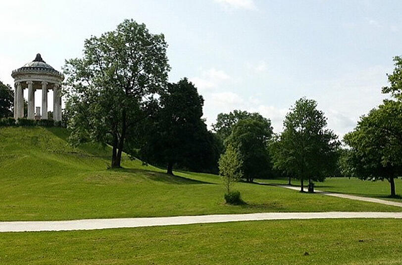 Oder auch ein Spaziergang im Englischen Garten.
