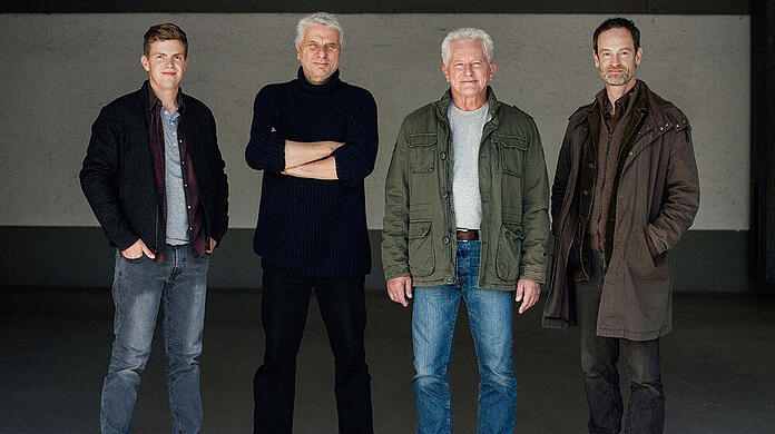 Ferdinand Hofer, Udo Wachtveitl, Miroslav Nemec und Jörg Hartmann im zweiten Teil der "Tatort"-Doppelfolge "In der Familie" (v.l.n.r.).