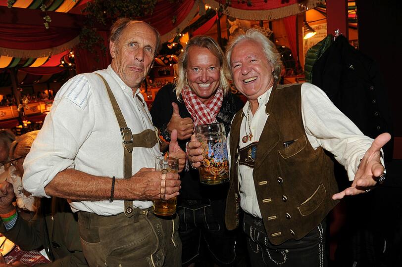 Laureus-Wiesn und Baldessarini-Party: Die Promis haben's am ersten Wiesn-Samstag 2012 schon ordentlich krachen lassen im Hippodrom und im Käferzelt. Die Bilder