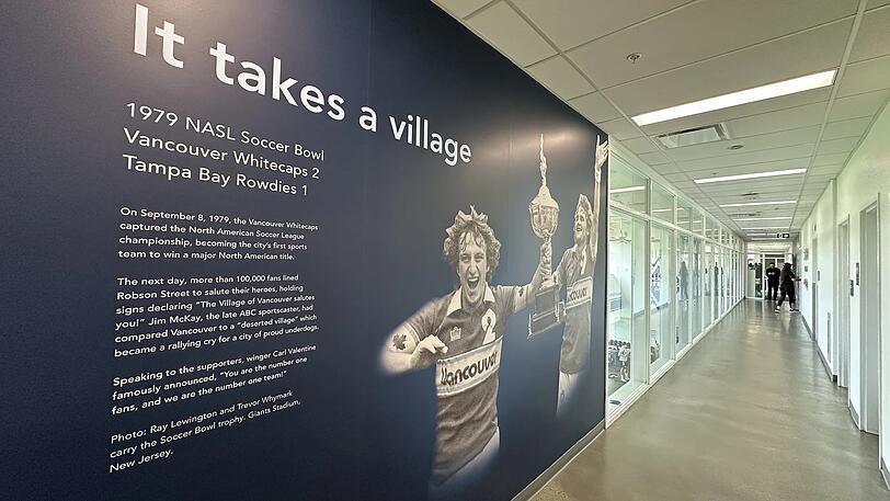 "It takes a village": Dieser Leitspruch steht an mehreren Wänden des Trainingszentrums. "It takes a village": Dieser Leitspruch steht an mehreren Wänden des Trainingszentrums.