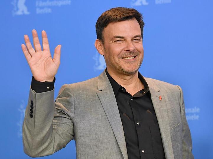 François Ozon stellte auf der Berlinale seinen Film "Grace a Dieu" (Dt. Titel: Gelobt sei Gott) vor.