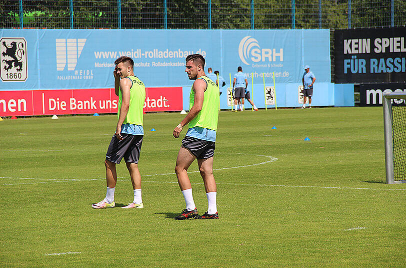 Am Samstag startete der TSV 1860 München ganz offiziell in die neue Saison. Klicken Sie sich durch die Bilder des Traningsauftakts mit dem neuen Trainer Kosta Runjaic.