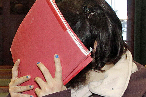 Horror-Mutter Melanie F. (22) vor Gericht.