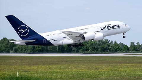 Lufthansa betreibt ihre A380-Flotte in M&uuml;nchen. (Symbolbild)