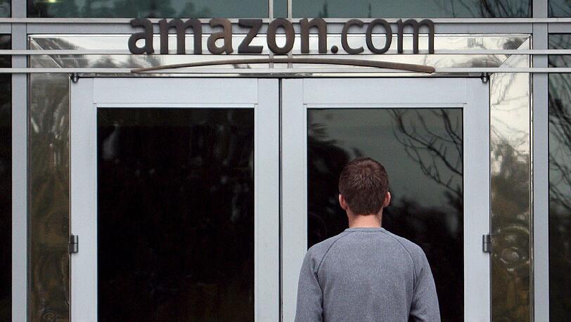 Amazon.com: Statt Bücher nur zu verkaufen, bietet der Online-Händler künftig auch einen Tasuch-Service an. Zum Unmut der Konkurrenten.