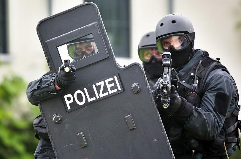 Eine SEK-Einheit im Einsatz.
