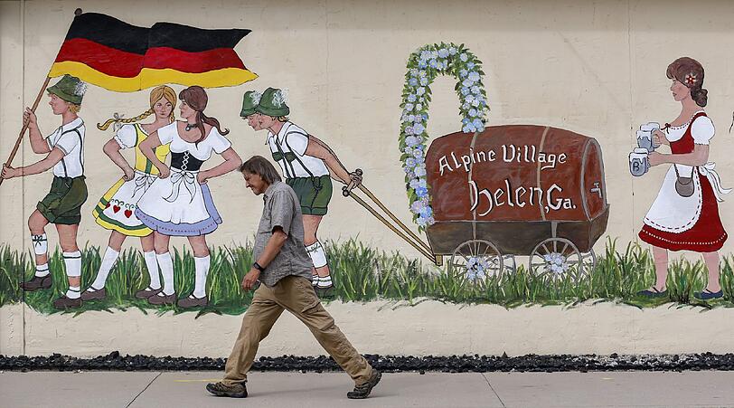Sehen Sie hier weitere Bilder vom Oktoberfest in Helen.