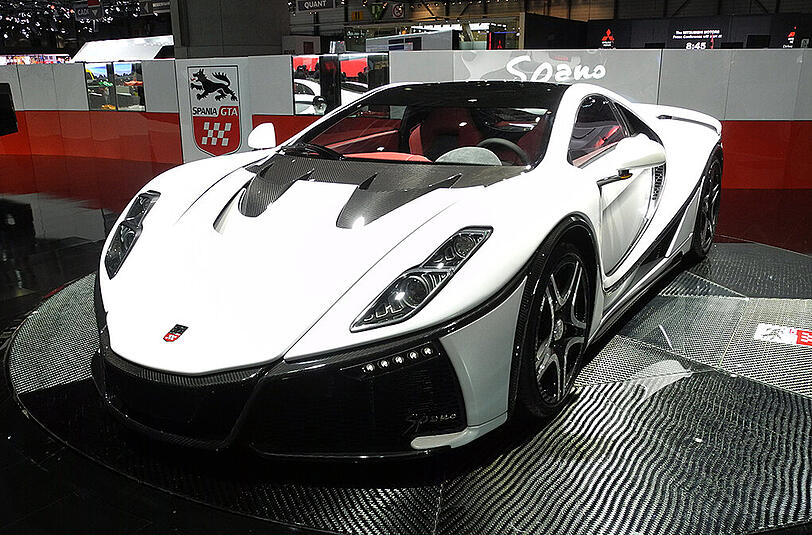 GTA Spano: Die V10-Flunder aus spanischer Kleinserienproduktion hat 690 kW/938 PS und 1220 Newtonmeter Drehmoment.