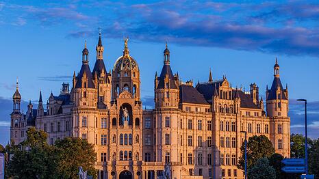 Vor der Wahl in Mecklenburg-Vorpommern &uuml;berholt die SPD die AfD in einer ZDF-Umfrage. (Archivbild)