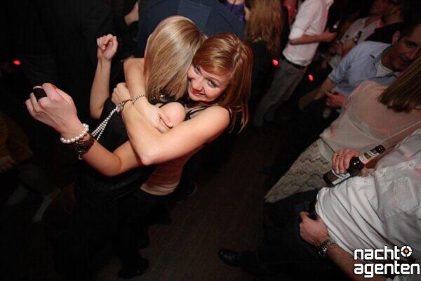 Wenn 089-Bar und Pacha ihre Tore zum "donnerstags clubbing" öffnen, lockt das die Münchner Partyjugend an. Mehr Bilder unter: www.nachtagenten.de