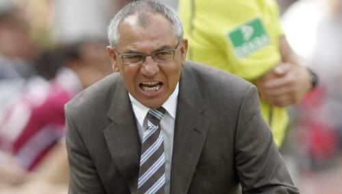 Flippte schier aus an der Seitenlinie: Schalke-Trainer Felix Magath. Flippte schier aus an der Seitenlinie: Schalke-Trainer Felix Magath.