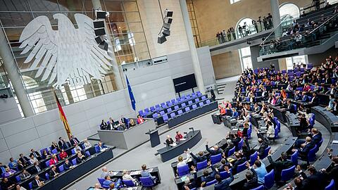 Union und SPD wollen die Regeln für den Bundestag reformieren. (Archivbild)