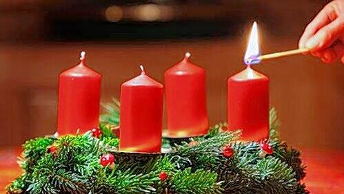 Nur frische Adventskränze sind begünstigt. Nur frische Adventskränze sind begünstigt.