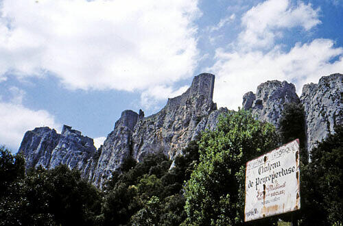 Ruine einer Katharerburg, Foto: R. Stallein