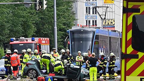 In der M&uuml;nchner Innenstadt zwischen Hackerbr&uuml;cke und Donnersbergerbr&uuml;cke kam es zu einem folgenschweren Unfall.