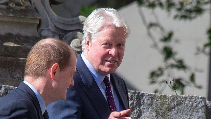 Charles Spencer veröffentlicht am 22. September sein neues Buch. Charles Spencer veröffentlicht am 22. September sein neues Buch.