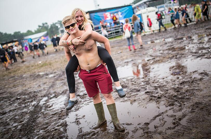 Ohne Party ging es trotzdem nicht ins Bett. Bis in die Abendstunden haben die Festivalbesucher des Hurricane gefeiert.
