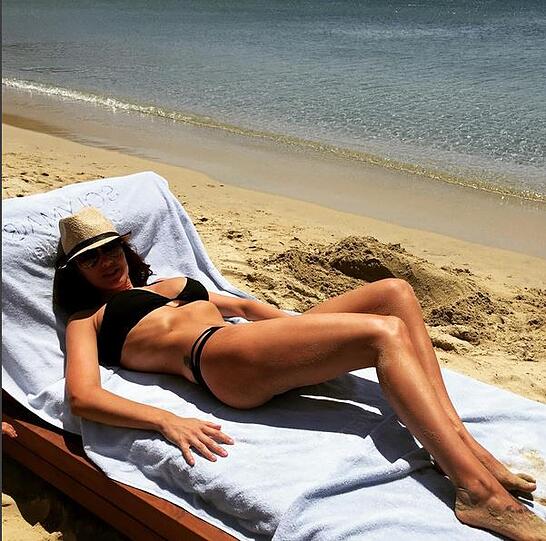 Tamara Ecclestone postet gerne Bilder von sich und Töchterchen Sophia.