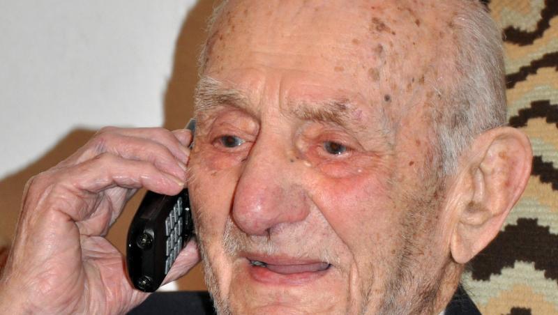 Gustav Gerneth an seinem 110. Geburtstag. Gustav Gerneth an seinem 110. Geburtstag.