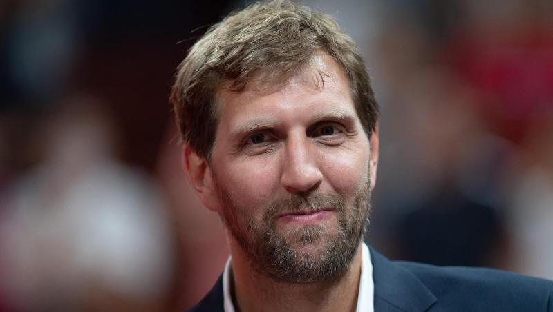 Dirk Nowitzki beendete vor rund einem Jahr seine Basketball-Karriere. Dirk Nowitzki beendete vor rund einem Jahr seine Basketball-Karriere.