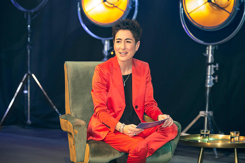 Dunja Hayali führte die Gäste durch einen abwechslungsreichen Abend. Sie
moderierte vor zehn Jahren auch die Fernsehgala zum 30. Jubiläum der Stiftung im
ZDF-Hauptstadtstudio in Berlin.