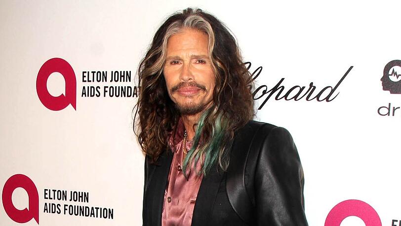 Steven Tyler verteidigt sich vor Gericht. Steven Tyler verteidigt sich vor Gericht.