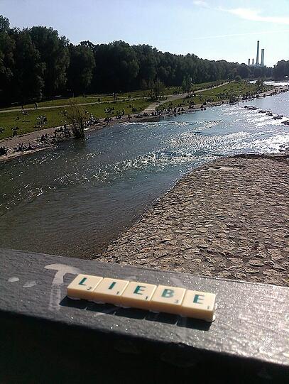 Die Isar von der Reichenbachbrücke aus - Eine Liebeserklärung an München.