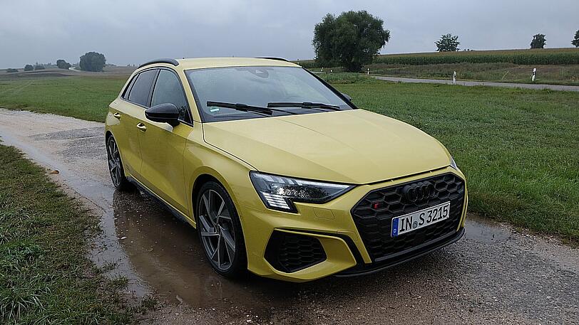 Der S3 Sportback bringt es mit einem Zweiliter-TFSI-Motor der jüngsten Evolutionsstufe auf 310 PS.