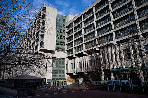 Hat bald ausgedient: Das Strafjustizzentrum an der Nymphenburger Stra&szlig;e.