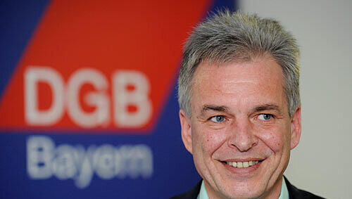 Matthias Jena: Chef des DGB in Bayern. Matthias Jena: Chef des DGB in Bayern.