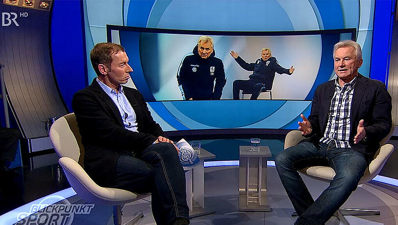 Löwen-Trainer Benno Möhlmann im Blickpunkt Sport mit Moderator Markus Othmer.