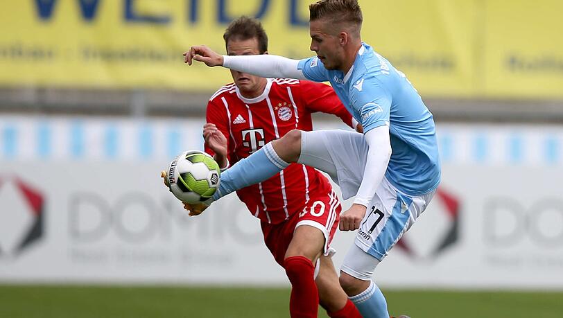 Zwei schmerzhaften Pleiten beim FC AUgsburg II und gegen den FC Bayern II soll gegen Bayreuth wieder ein Dreier folgen: 1860-Abräumer Daniel Wein. Zwei schmerzhaften Pleiten beim FC AUgsburg II und gegen den FC Bayern II soll gegen Bayreuth wieder ein Dreier folgen: 1860-Abräumer Daniel Wein.