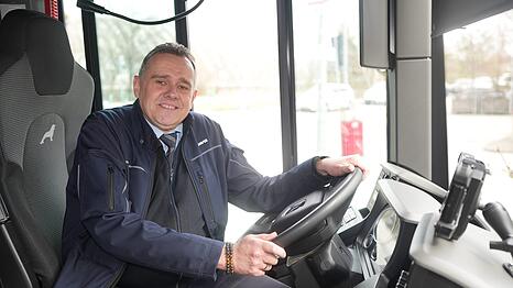 Lieblingsbusfahrer gesucht! Beim bundesweiten Wettbewerb k&ouml;nnen Fahrg&auml;ste ihre Favoriten nominieren. Im Bild zu sehen ist der MVG-Busfahrer Thomas Bachert.