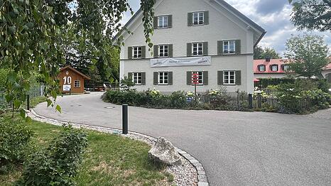 Der historische St&uuml;rzerhof ist die Geburtsst&auml;tte des Brauereigr&uuml;nders Joseph Pschorr und beherbergt heute die Bio-Brauerei Haderner Br&auml;u.