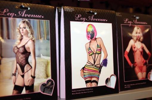 Peinlich: Die Überwachungskamera eines nahe gelegenen Sexshops (Symbolbild) sendete auf derselben Frequenz wie die Rückfahrkamera eines Lkw.